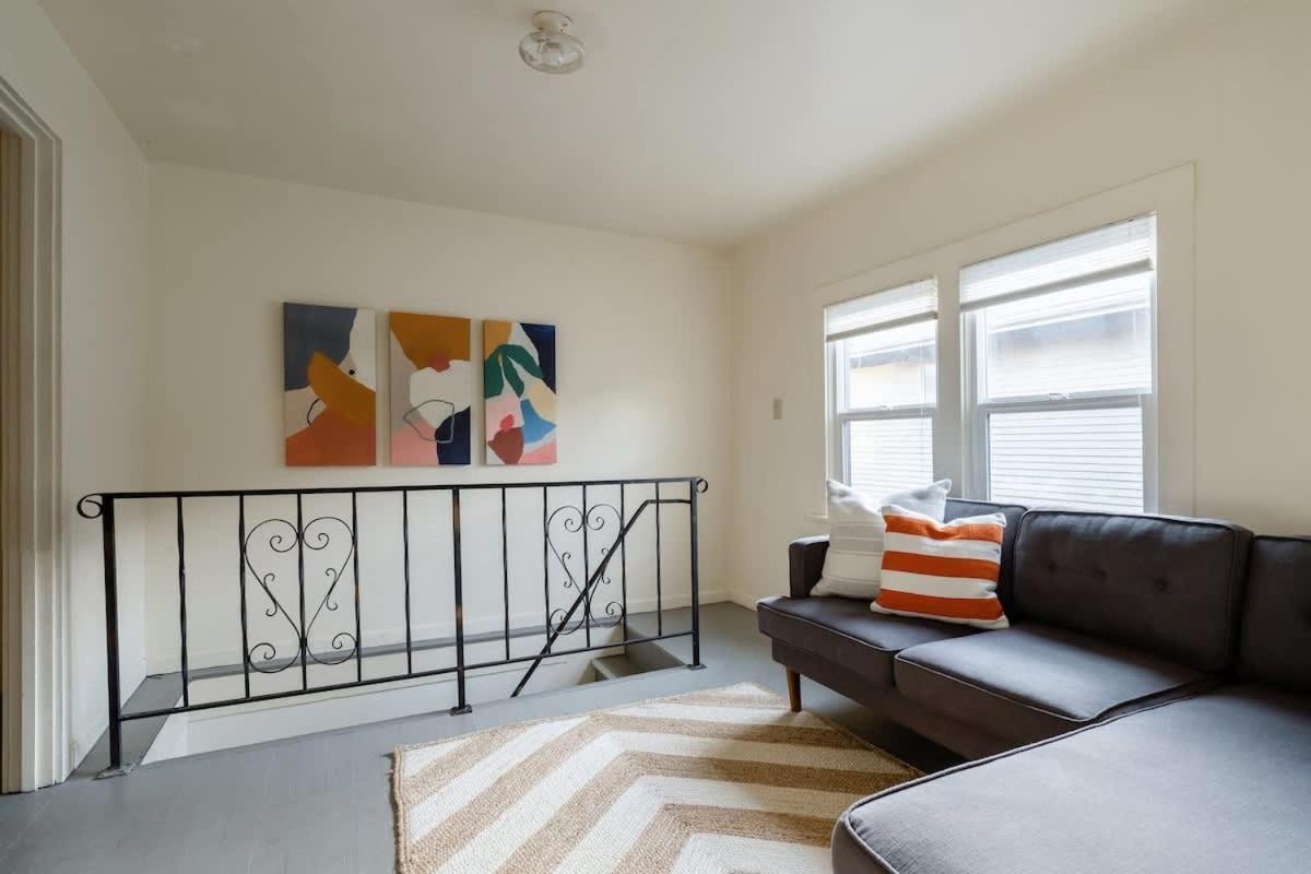 - Heartofbuckman Midcentury Dream 86 Walkscore 3br * Portland